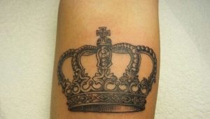Types de tatouages ​​​​de couronne pour hommes et leur placement